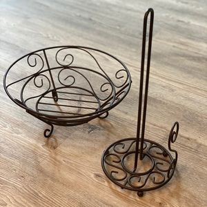 Paper towel holder and fruit basket set